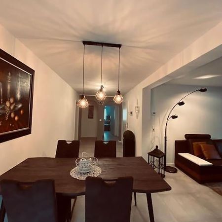 Grosse Moderne Ferienwohnung Auch Als Monteur Unterkunft Nutzbar, In Stolberg - Vicht Esterno foto