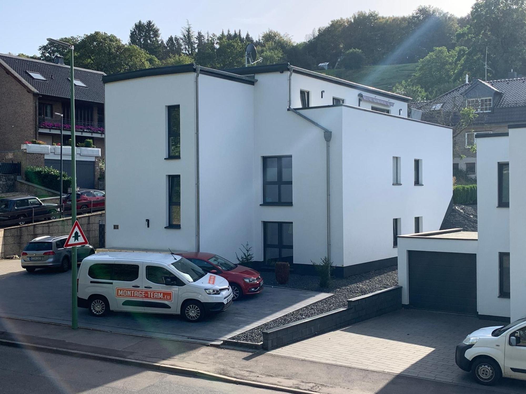 Grosse Moderne Ferienwohnung Auch Als Monteur Unterkunft Nutzbar, In Stolberg - Vicht Esterno foto